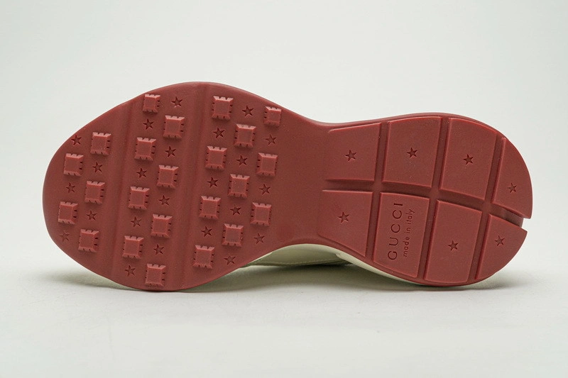 GUCCI  SNEAKER