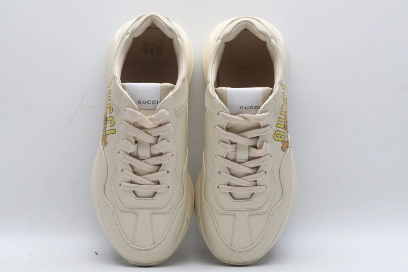 GUCCI  SNEAKER