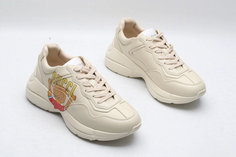 GUCCI  SNEAKER