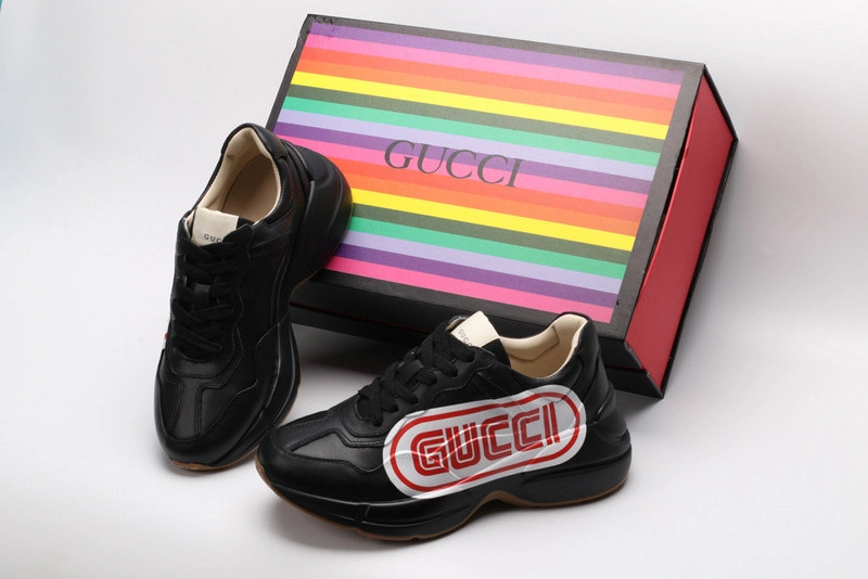 GUCCI  SNEAKER