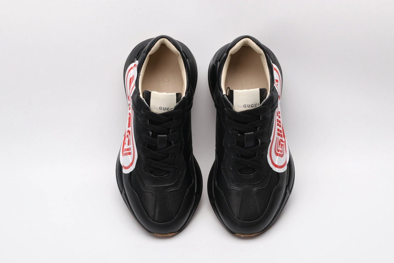 GUCCI  SNEAKER