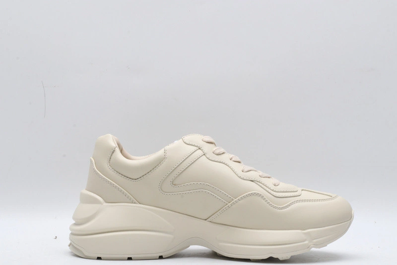 GUCCI  SNEAKER