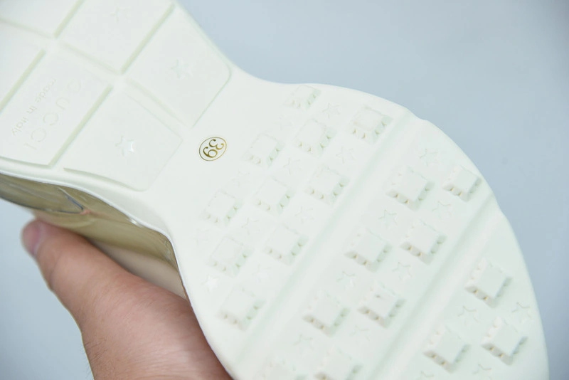 GUCCI  SNEAKER