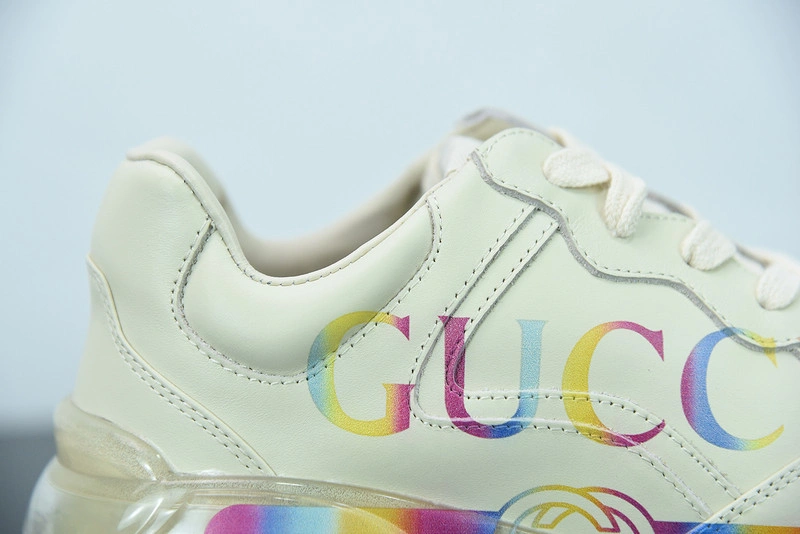 GUCCI  SNEAKER