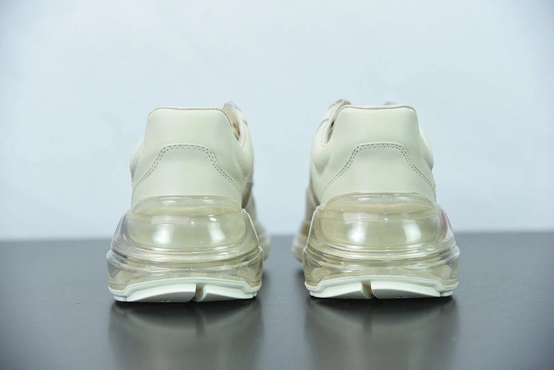 GUCCI  SNEAKER