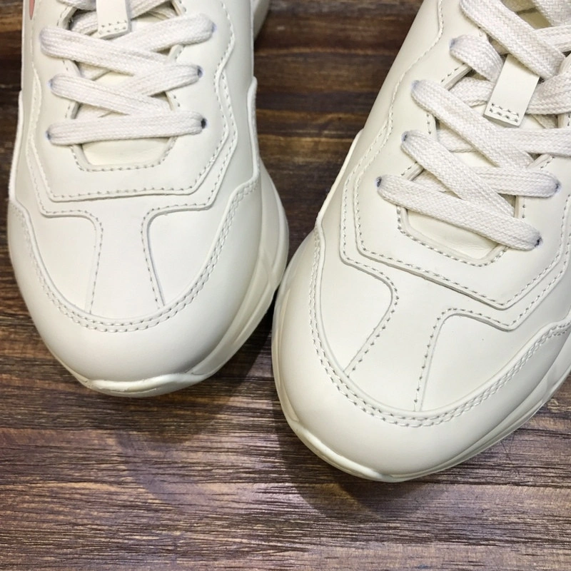 GUCCI  SNEAKER