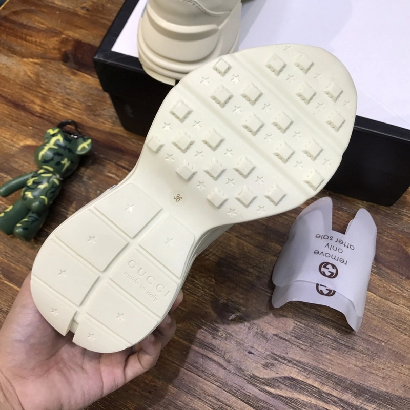 GUCCI  SNEAKER
