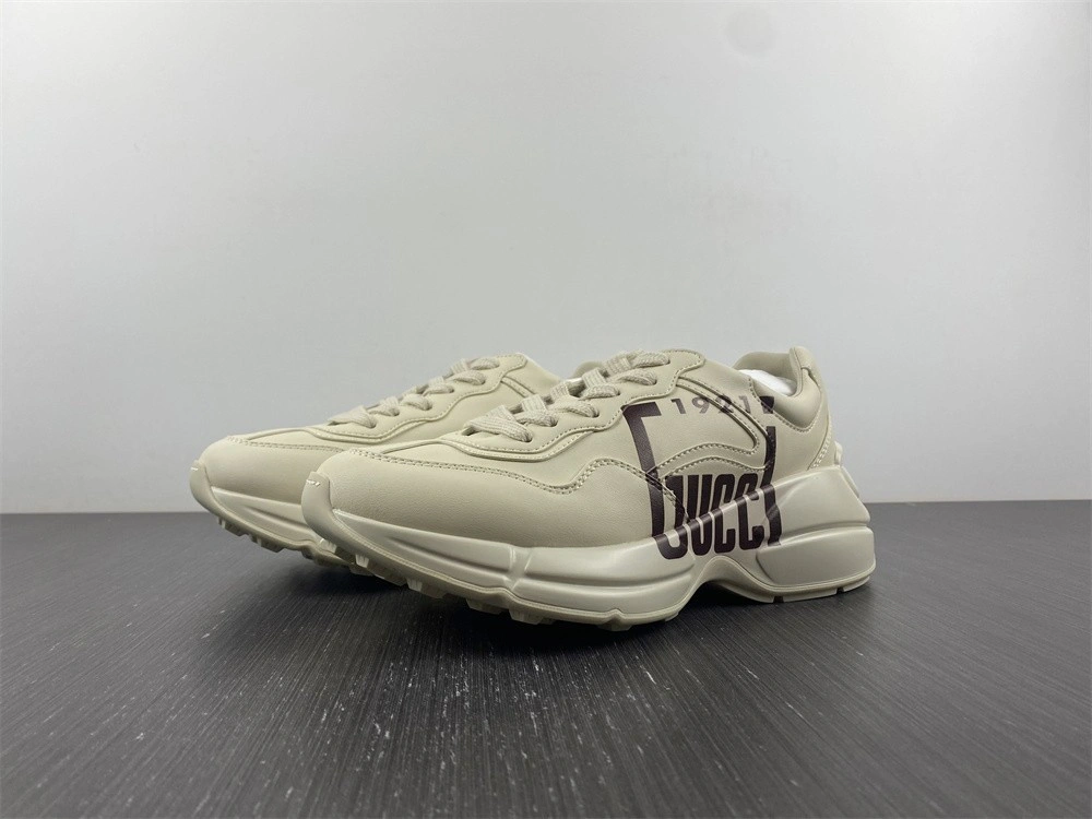 GUCCI  SNEAKER