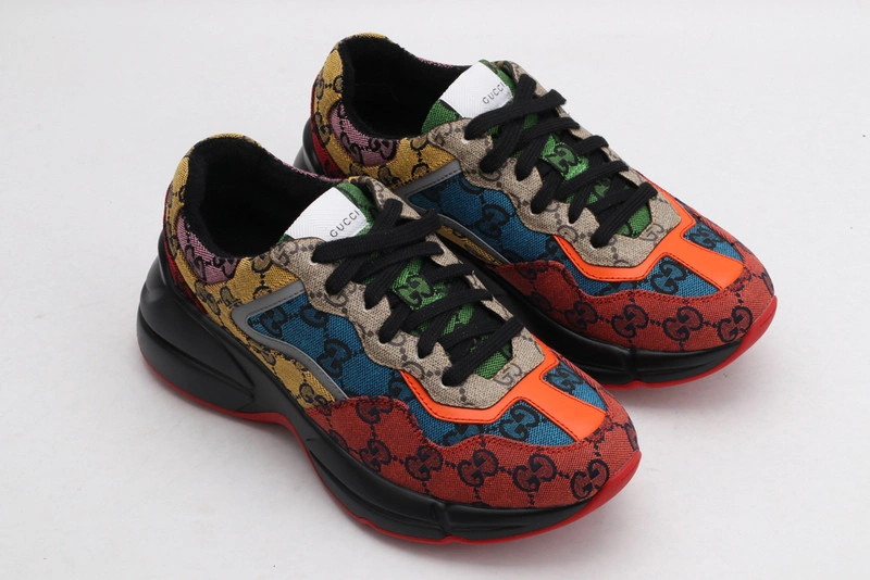 GUCCI  SNEAKER