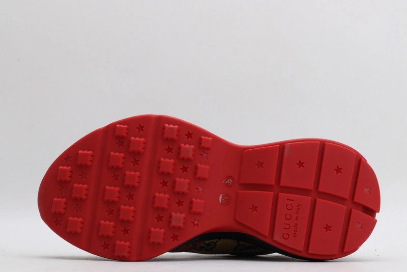 GUCCI  SNEAKER