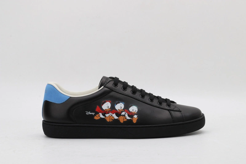 GUCCI  SNEAKER