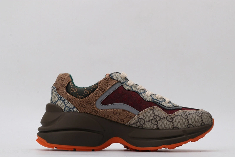GUCCI  SNEAKER