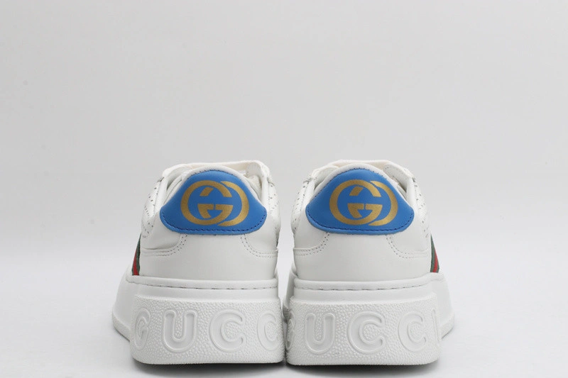 GUCCI  SNEAKER