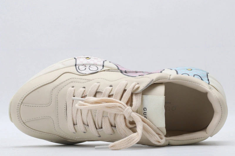 GUCCI  SNEAKER