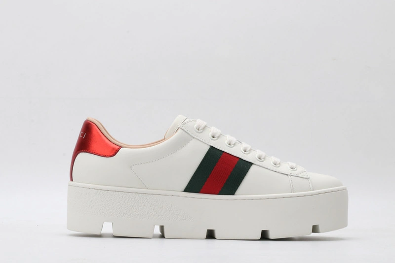 GUCCI  SNEAKER