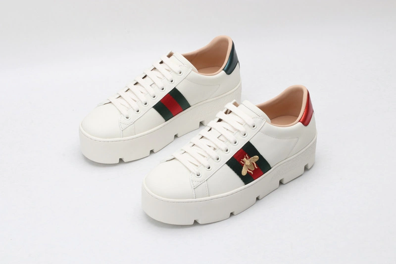 GUCCI  SNEAKER