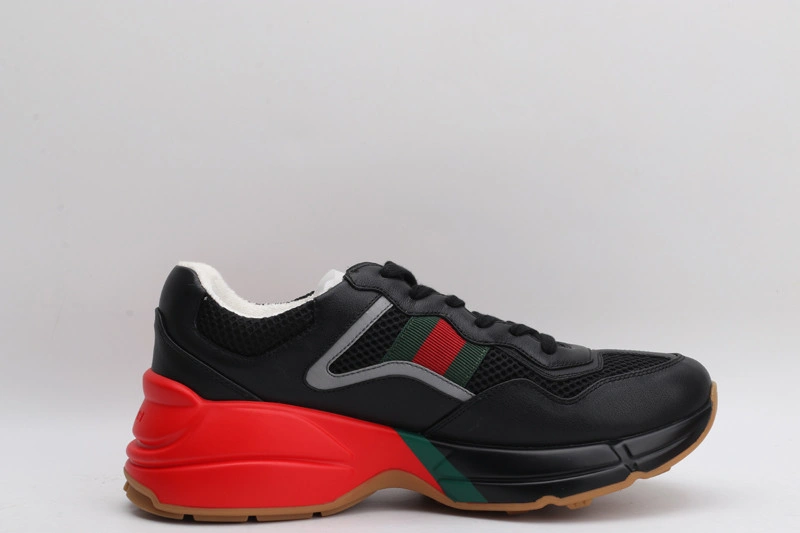 GUCCI  SNEAKER