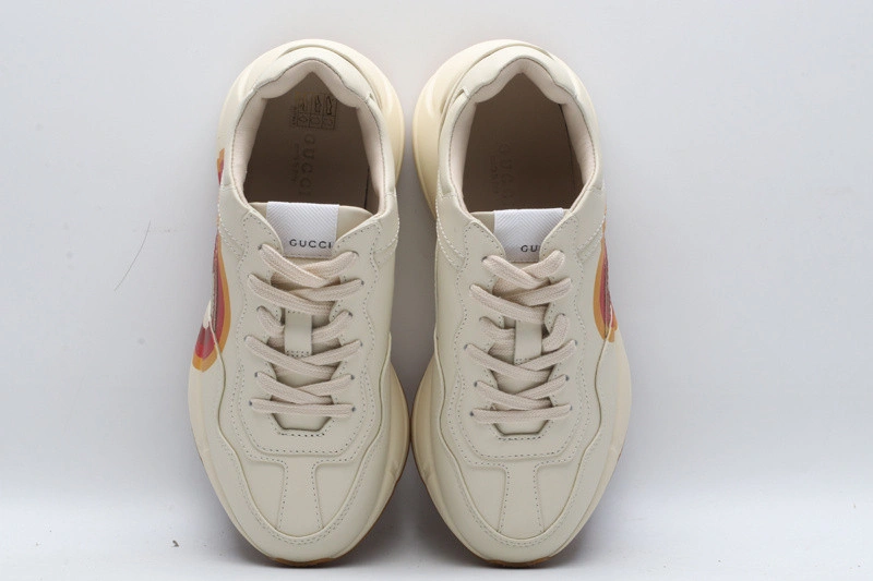 GUCCI  SNEAKER