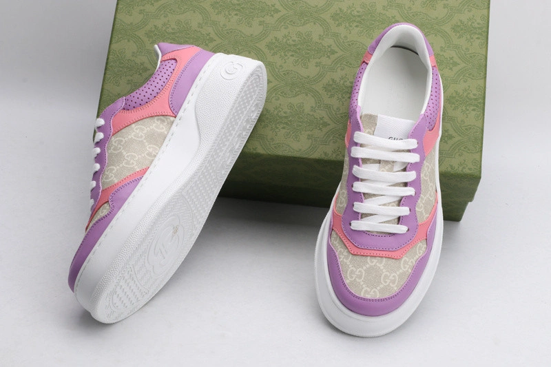 GUCCI  SNEAKER