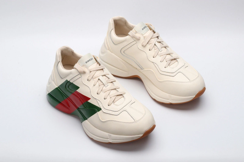 GUCCI  SNEAKER