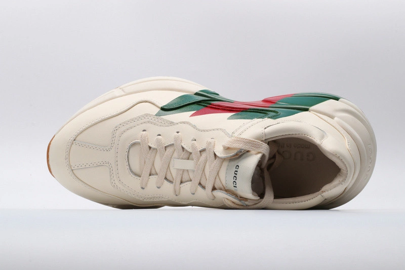 GUCCI  SNEAKER