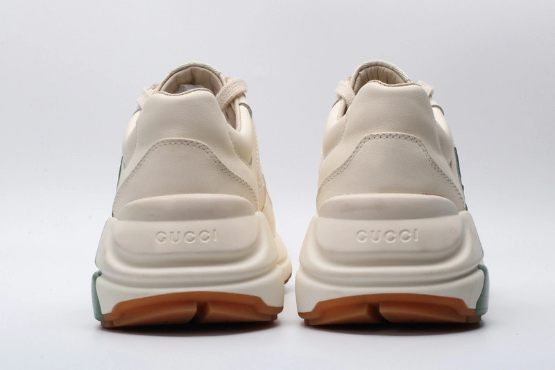 GUCCI  SNEAKER
