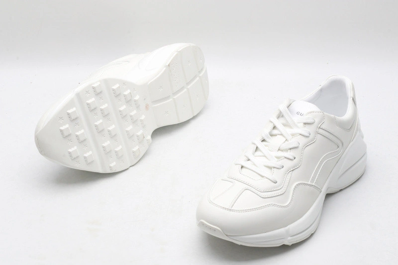 GUCCI  SNEAKER