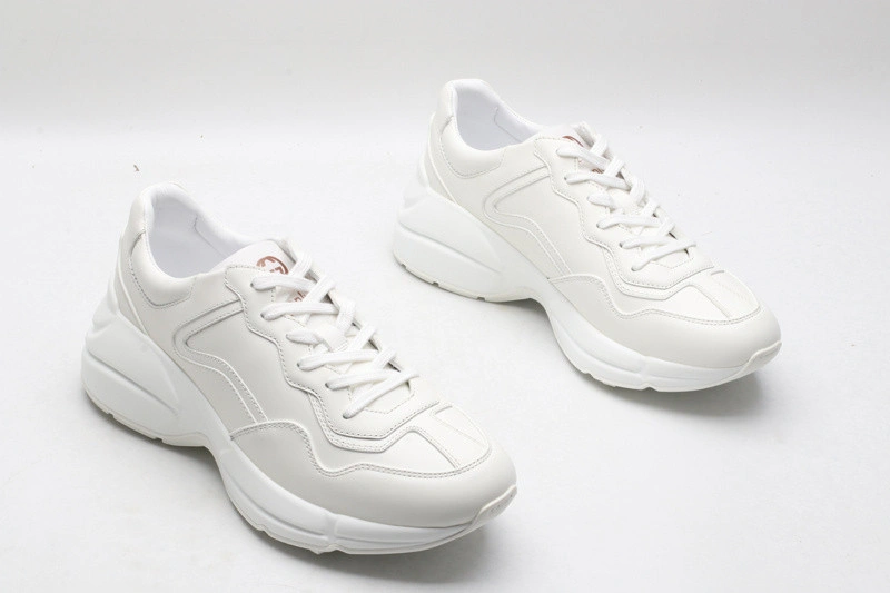 GUCCI  SNEAKER