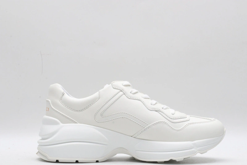 GUCCI  SNEAKER