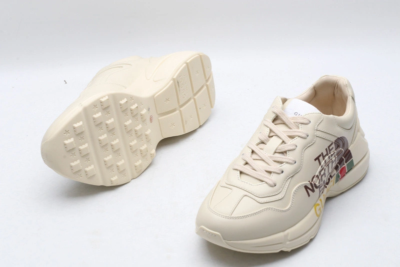 GUCCI  SNEAKER