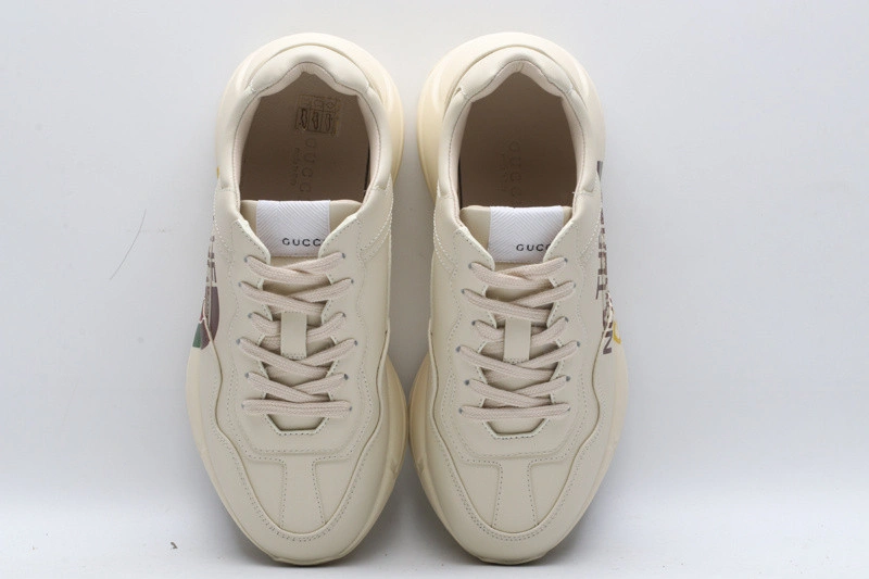 GUCCI  SNEAKER