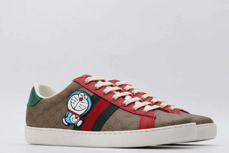 GUCCI  SNEAKER