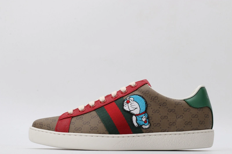 GUCCI  SNEAKER
