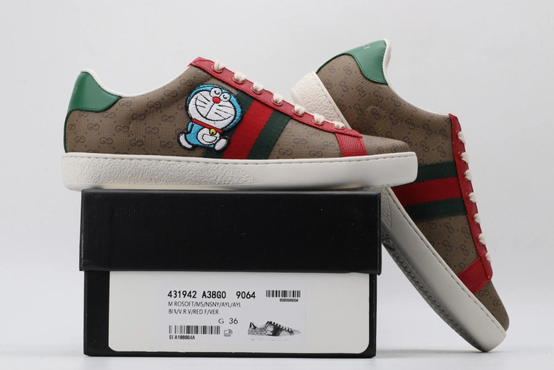 GUCCI  SNEAKER