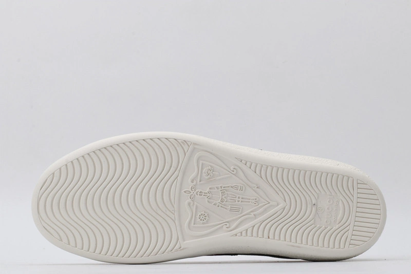 GUCCI  SNEAKER