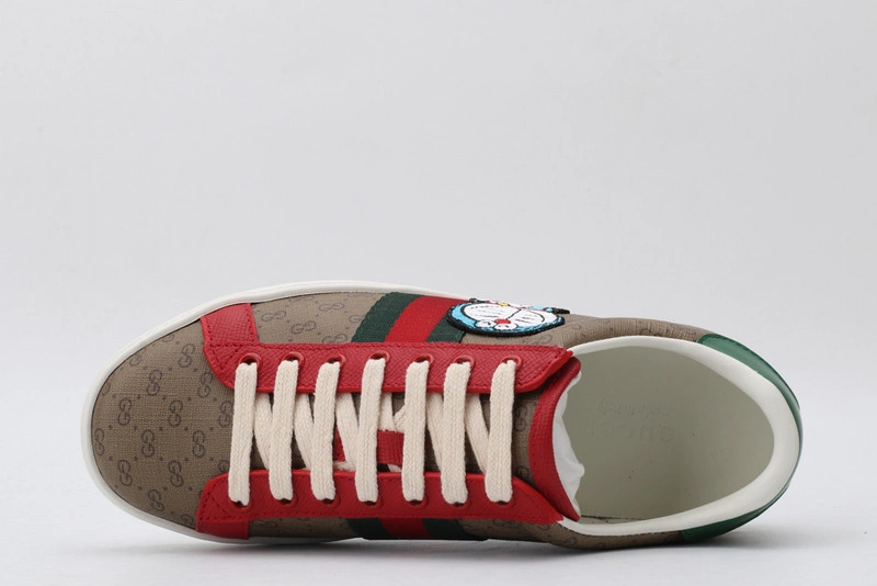 GUCCI  SNEAKER
