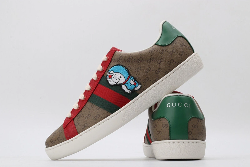 GUCCI  SNEAKER