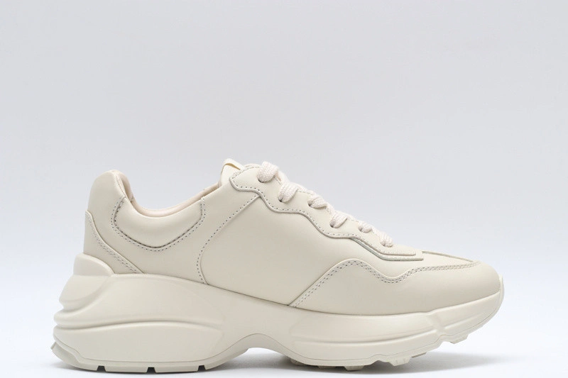 GUCCI  SNEAKER
