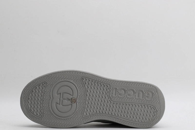 GUCCI  SNEAKER