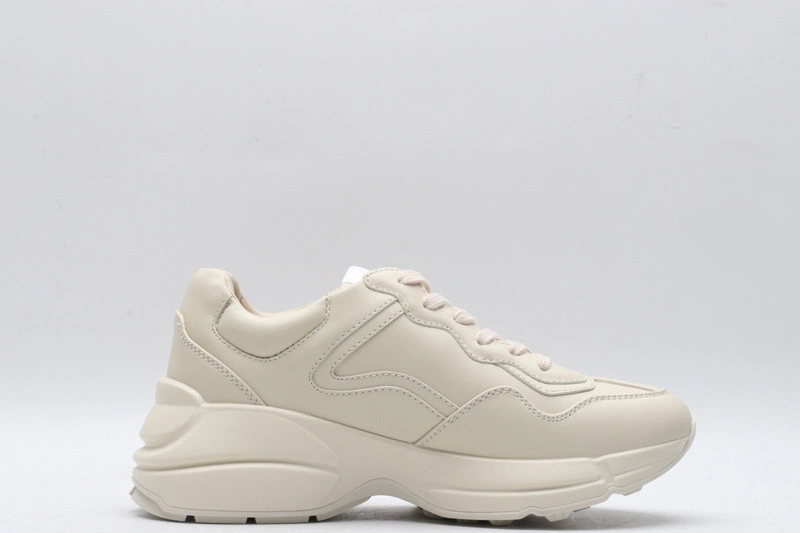 GUCCI  SNEAKER