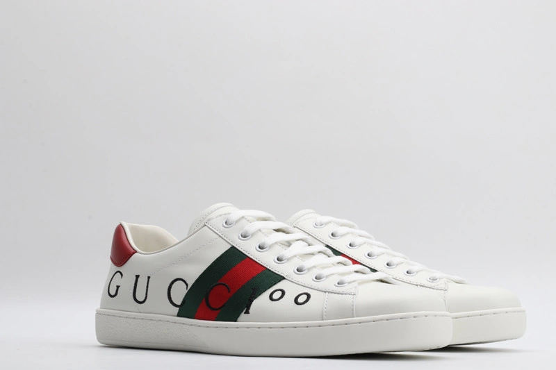 GUCCI  SNEAKER