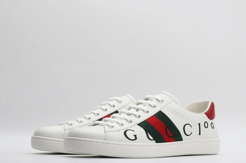 GUCCI  SNEAKER