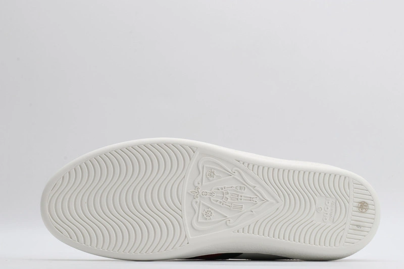 GUCCI  SNEAKER