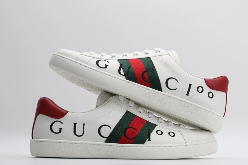 GUCCI  SNEAKER