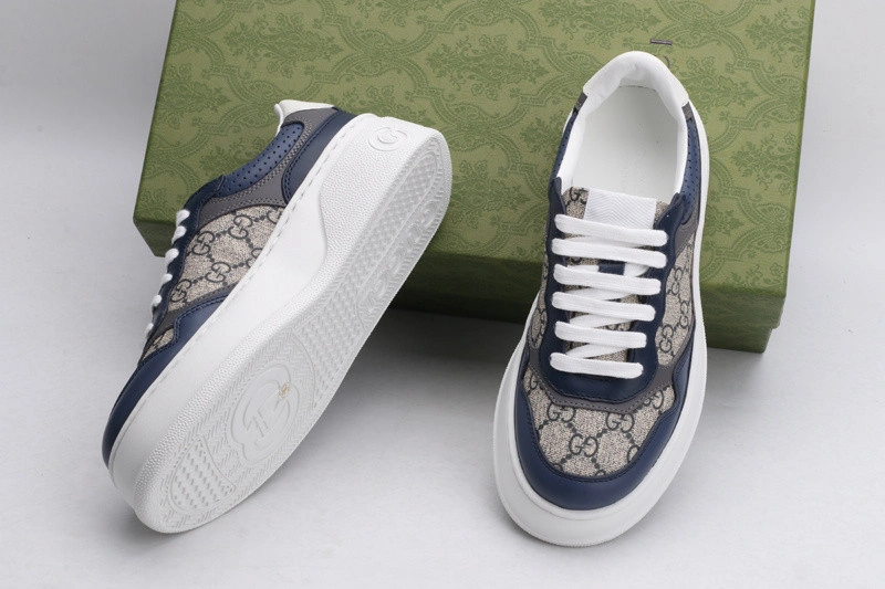 GUCCI  SNEAKER