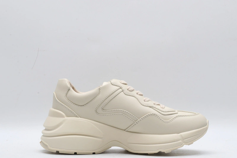 GUCCI  SNEAKER