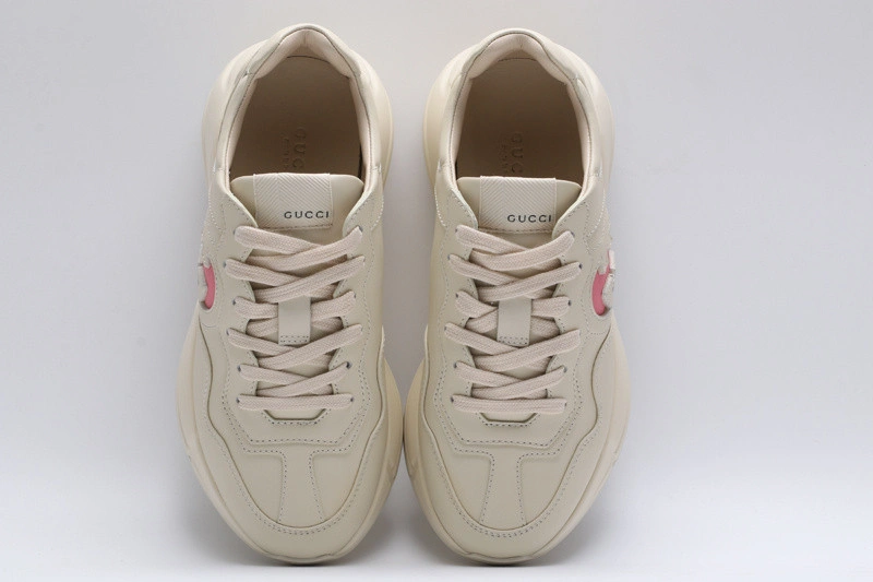 GUCCI  SNEAKER