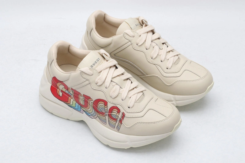 GUCCI  SNEAKER