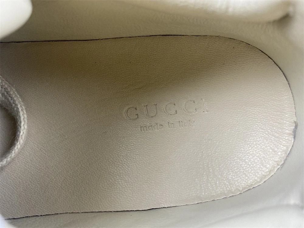 GUCCI  Sneakers
