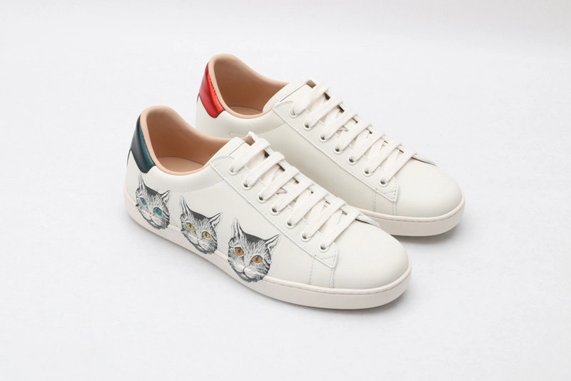 GUCCI ACE EMBROIDERED LOW-TOP SNEAKER  WHITE WITH CAT